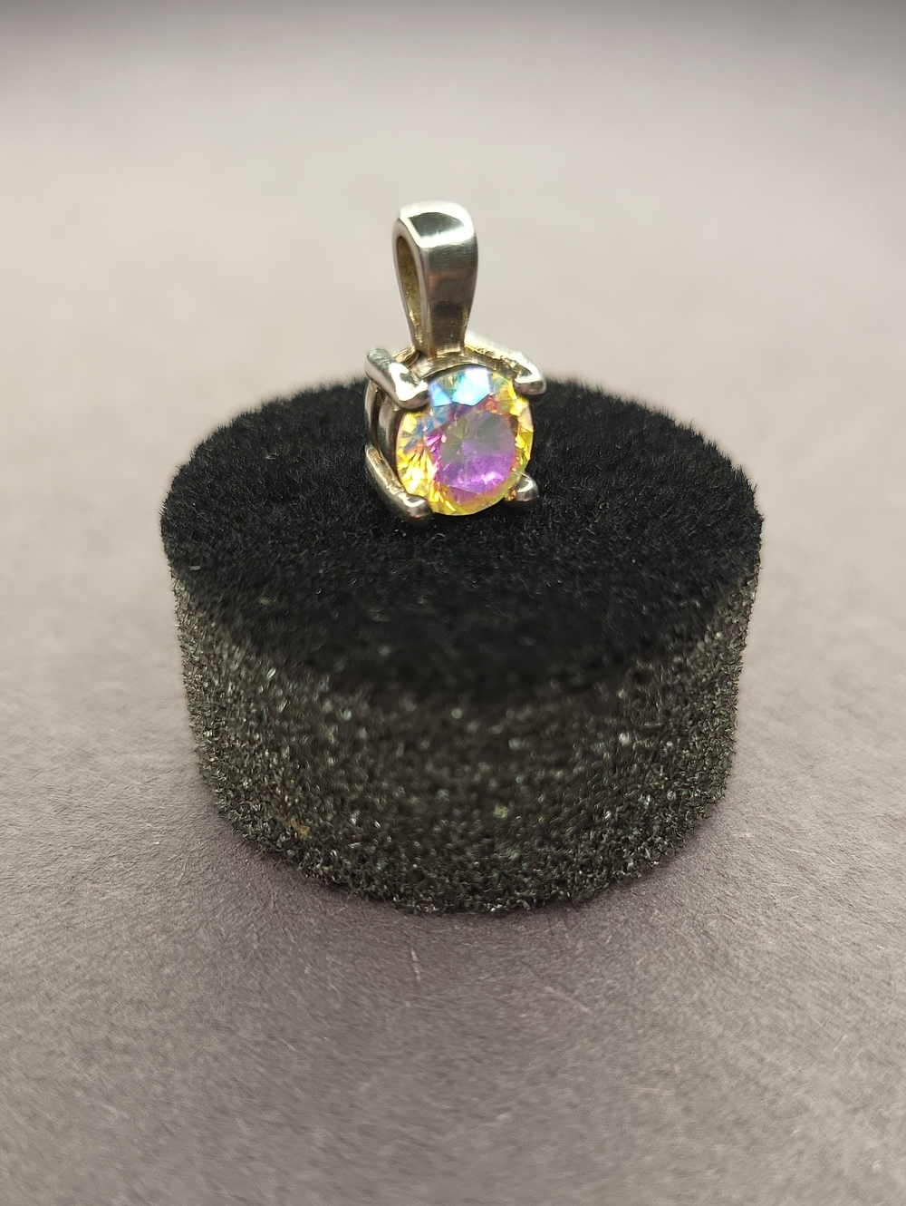 6mm Aurora Borealis Round Pendant